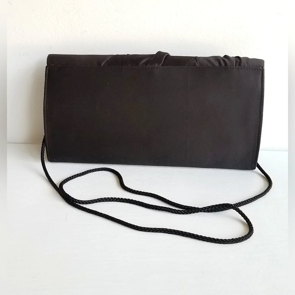 La Regale Brooch Formal Crossbody Handbag